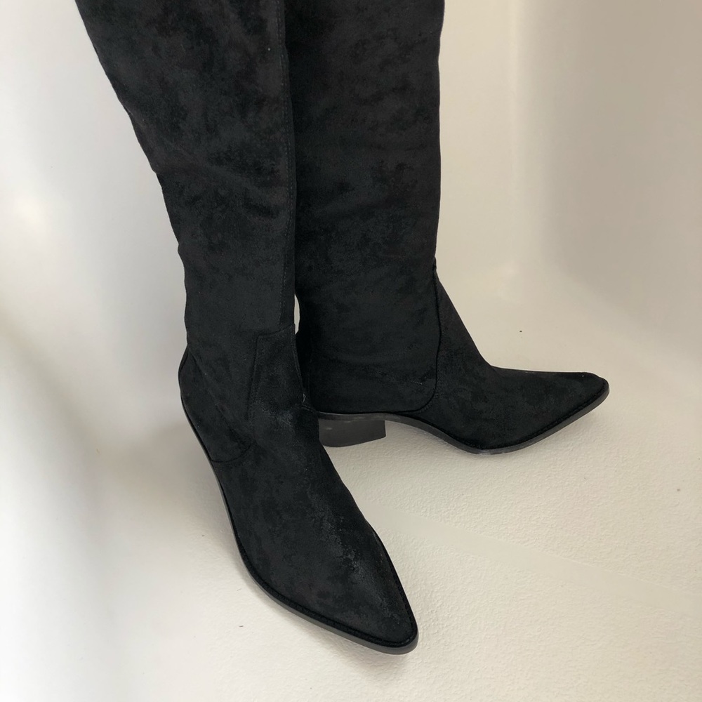 Black Donald J. Pliner boots sz 10
